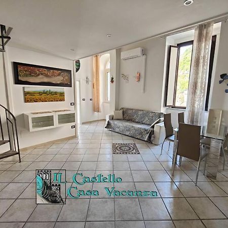 סלרנו Il Castello Casa Vacanza מראה חיצוני תמונה
